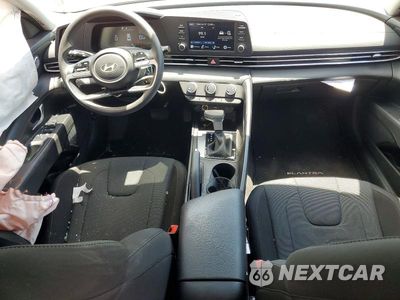 Zdjęcie 8 z 12 samochodu: 2025 HYUNDAI ELANTRA SE VIN:KMHLL4DGXSU060832 - miniatura