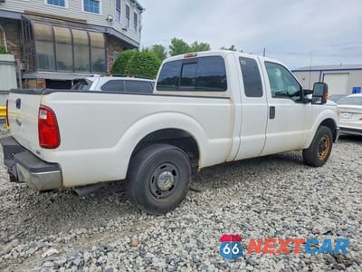 Trzecie zdjęcie samochodu z tyłu: 2011 FORD F250 SUPER DUTY VIN:1FT7X2A67BEC42119 - miniatura