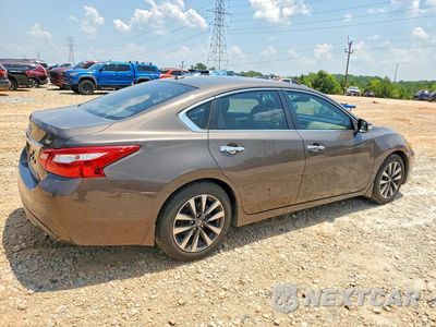 Trzecie zdjęcie samochodu z tyłu: 2016 NISSAN ALTIMA 2.5 SV VIN:1N4AL3APXGC194298 - miniatura