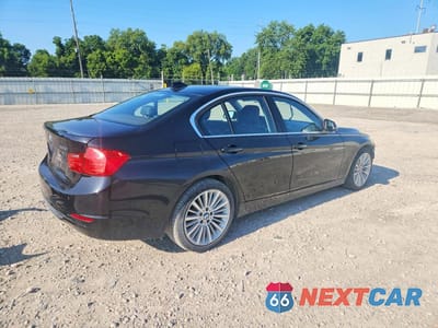 Trzecie zdjęcie samochodu z tyłu: 2012 BMW 328 I VIN:WBA3A5C52CF259246 - miniatura