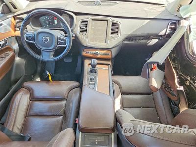 Zdjęcie 8 z 14 samochodu: 2018 VOLVO XC90 T6 VIN:YV4A22PLXJ1341330 - miniatura