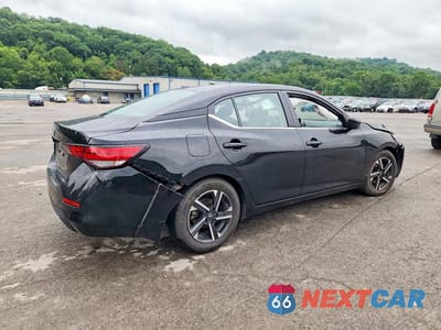 Trzecie zdjęcie samochodu z tyłu: 2025 NISSAN SENTRA SV VIN:3N1AB8CV0SY337266 - miniatura