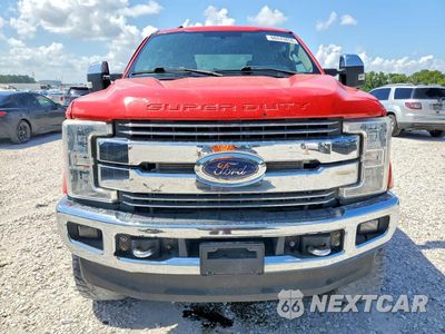 Piąte zdjęcie samochodu w środku: 2019 FORD F250 SUPER DUTY VIN:1FT7W2BT4KEC21204 - miniatura