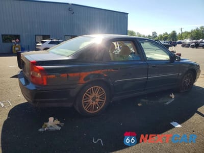 Trzecie zdjęcie samochodu z tyłu: 2003 VOLVO S80 VIN:YV1TS92D431317574 - miniatura