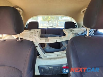 Zdjęcie 10 z 13 samochodu: 2013 NISSAN JUKE S VIN:JN8AF5MR4DT206181 - miniatura