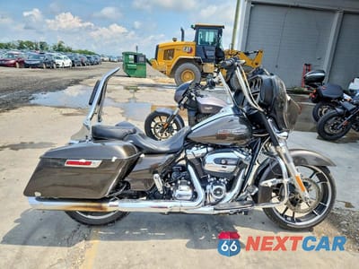 2021 HARLEY-DAVIDSON FLHX 1HD1KBC15MB600682 - główne zdjęcie licytacji z USA - miniatura