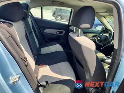 Zdjęcie 10 z 12 samochodu: 2011 CHEVROLET CRUZE LS VIN:1G1PC5SH2B7137658 - miniatura