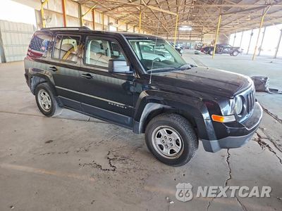 Czwarte zdjęcie samochodu z boku: 2015 JEEP PATRIOT SPORT VIN:1C4NJRBB7FD135158 - miniatura