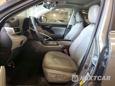 Zdjęcie 7 z 14 samochodu: 2025 TOYOTA HIGHLANDER XLE VIN:5TDKDRBH3SS588268 - miniatura