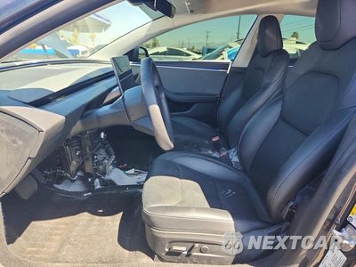 Zdjęcie 7 z 12 samochodu: 2025 TESLA MODEL 3 VIN:5YJ3E1EA8SF037906 - miniatura