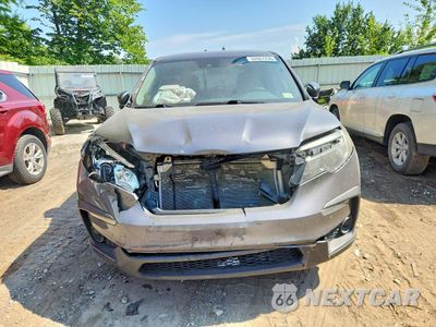 Piąte zdjęcie samochodu w środku: 2019 HONDA PILOT LX VIN:5FNYF6H17KB014516 - miniatura