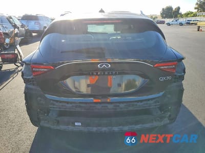 Zdjęcie 6 z 13 samochodu: 2019 INFINITI QX30 LUXE VIN:SJKCH5CP9KA007633 - miniatura