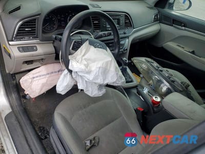Zdjęcie 8 z 12 samochodu: 2017 HYUNDAI ELANTRA SE VIN:5NPD74LF7HH087186 - miniatura