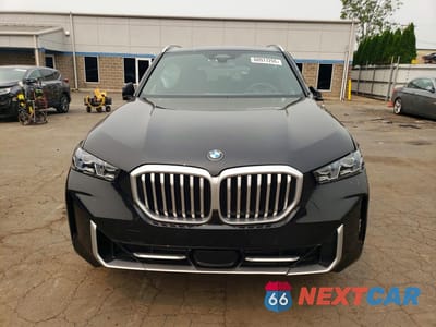 Piąte zdjęcie samochodu w środku: 2026 BMW X5 XDRIVE40I VIN:5UX23EU08T9242847 - miniatura