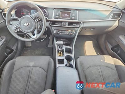 Zdjęcie 8 z 12 samochodu: 2017 KIA OPTIMA LX VIN:5XXGT4L38HG121811 - miniatura