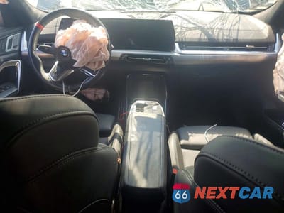 Zdjęcie 8 z 12 samochodu: 2024 BMW X2 M35I VIN:WBX83GM0XR5Y61783 - miniatura