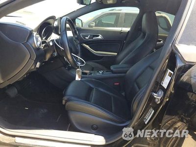 Zdjęcie 7 z 12 samochodu: 2018 MERCEDES-BENZ CLA 250 VIN:WDDSJ4EB8JN636327 - miniatura