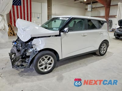 2024 KIA SOUL LX KNDJ23AU0R7235925 - główne zdjęcie licytacji z USA - miniatura