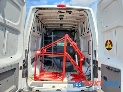 Zdjęcie 10 z 13 samochodu: 2014 NISSAN NV 2500 VIN:1N6BF0LX7EN100300 - miniatura