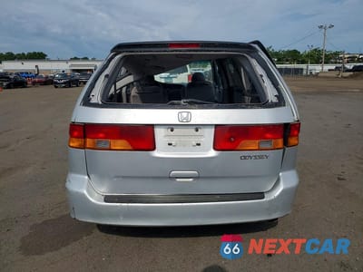 Zdjęcie 6 z 12 samochodu: 2002 HONDA ODYSSEY LX VIN:2HKRL18562H549177 - miniatura