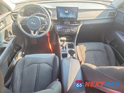 Zdjęcie 8 z 13 samochodu: 2016 KIA OPTIMA LX VIN:5XXGT4L35GG049772 - miniatura