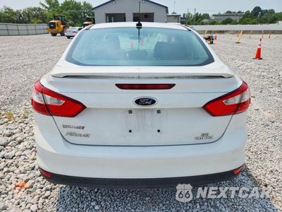 Zdjęcie 6 z 12 samochodu: 2013 FORD FOCUS SE VIN:1FADP3F25DL137582 - miniatura