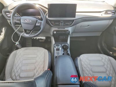 Zdjęcie 8 z 13 samochodu: 2023 FORD ESCAPE PLATINUM VIN:1FMCU9JA3PUA36650 - miniatura