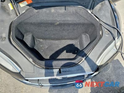 Zdjęcie 11 z 12 samochodu: 2014 TESLA MODEL S VIN:5YJSA1H25EFP64873 - miniatura