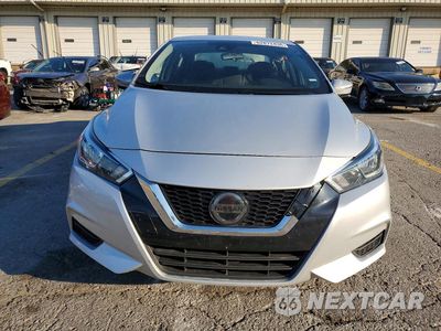 Piąte zdjęcie samochodu w środku: 2020 NISSAN VERSA SV VIN:3N1CN8EV4LL862407 - miniatura
