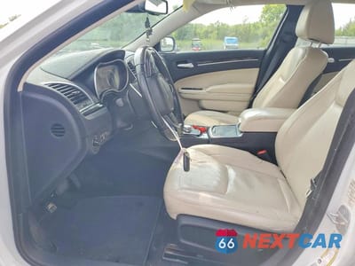 Zdjęcie 7 z 12 samochodu: 2015 CHRYSLER 300 LIMITED VIN:2C3CCAAG1FH786034 - miniatura