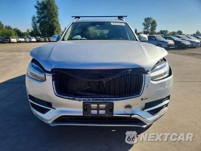 Piąte zdjęcie samochodu w środku: 2018 VOLVO XC90 T6 VIN:YV4A22PK6J1389155 - miniatura