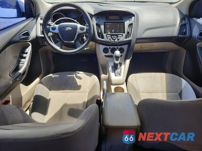 Zdjęcie 8 z 12 samochodu: 2012 FORD FOCUS SE VIN:1FAHP3F25CL196809 - miniatura