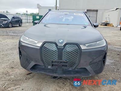 Piąte zdjęcie samochodu w środku: 2024 BMW IX XDRIVE50 VIN:WB523CF08RCP44882 - miniatura