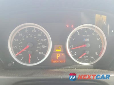 Zdjęcie 9 z 12 samochodu: 2011 BMW X5 M VIN:5YMGY0C53BLK26475 - miniatura