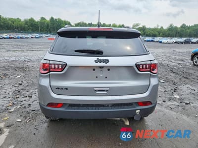 Zdjęcie 6 z 12 samochodu: 2023 JEEP COMPASS LATITUDE VIN:3C4NJDBN7PT573901 - miniatura