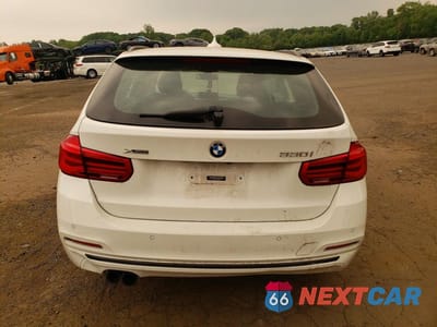 Zdjęcie 6 z 12 samochodu: 2017 BMW 330 XI VIN:WBA8K3C55HK678696 - miniatura
