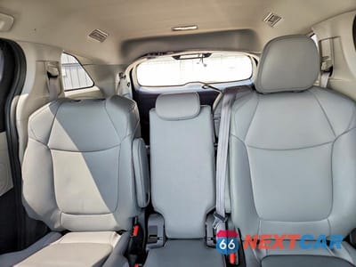 Zdjęcie 10 z 13 samochodu: 2023 TOYOTA SIENNA XLE VIN:5TDYRKEC7PS147320 - miniatura