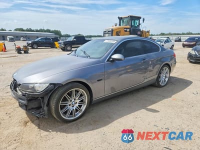 2008 BMW 335 XI WBAWC73548E066824 - główne zdjęcie licytacji z USA - miniatura