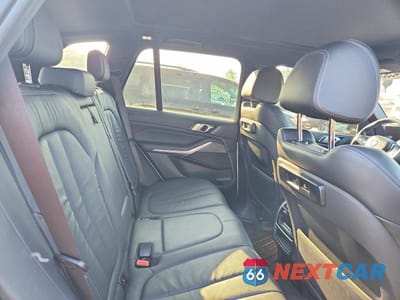 Zdjęcie 11 z 14 samochodu: 2019 BMW X5 XDRIVE40I VIN:5UXCR6C52KLL36603 - miniatura