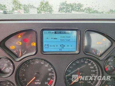 Zdjęcie 9 z 13 samochodu: 2017 MACK CXU612 SEMI TRUCK VIN:1M1AW01X1HM009325 - miniatura