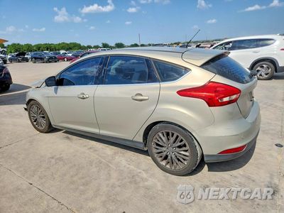 Drugie zdjęcie samochodu z przodu: 2016 FORD FOCUS TITANIUM VIN:1FADP3N27GL242114 - miniatura