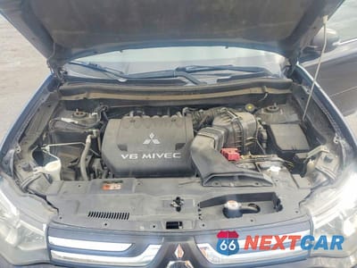 Zdjęcie 12 z 13 samochodu: 2014 MITSUBISHI OUTLANDER GT VIN:JA4JZ4AXXEZ001800 - miniatura