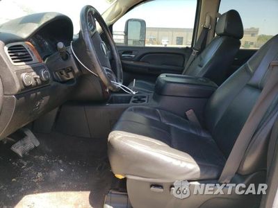 Zdjęcie 7 z 12 samochodu: 2008 CHEVROLET SILVERADO K2500 HEAVY DUTY VIN:1GCHK236X8F175681 - miniatura
