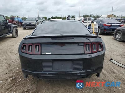Zdjęcie 6 z 13 samochodu: 2014 FORD MUSTANG VIN:1ZVBP8AM3E5313622 - miniatura