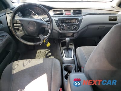 Zdjęcie 8 z 12 samochodu: 2004 MITSUBISHI LANCER ES VIN:JA3AJ26E04U030340 - miniatura