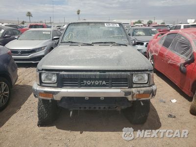 Piąte zdjęcie samochodu w środku: 1989 TOYOTA PICKUP 1/2 TON SHORT WHEELBASE DLX VIN:JT4VN01DXK2000300 - miniatura