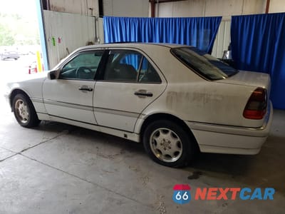Drugie zdjęcie samochodu z przodu: 1998 MERCEDES-BENZ C 230 VIN:WDBHA23G6WA642857 - miniatura