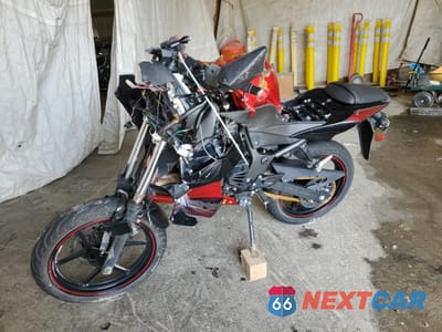 Drugie zdjęcie samochodu z przodu: 2010 KAWASAKI EX250 J VIN:JKAEXMJ1XADA64957 - miniatura