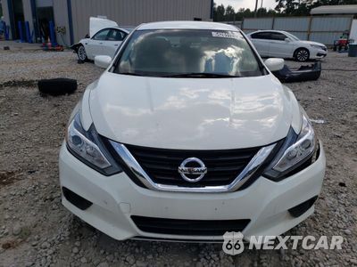 Piąte zdjęcie samochodu w środku: 2018 NISSAN ALTIMA 2.5 VIN:1N4AL3APXJC288768 - miniatura