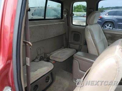 Zdjęcie 10 z 12 samochodu: 2001 TOYOTA TACOMA XTRACAB VIN:5TEWN72N71Z761638 - miniatura